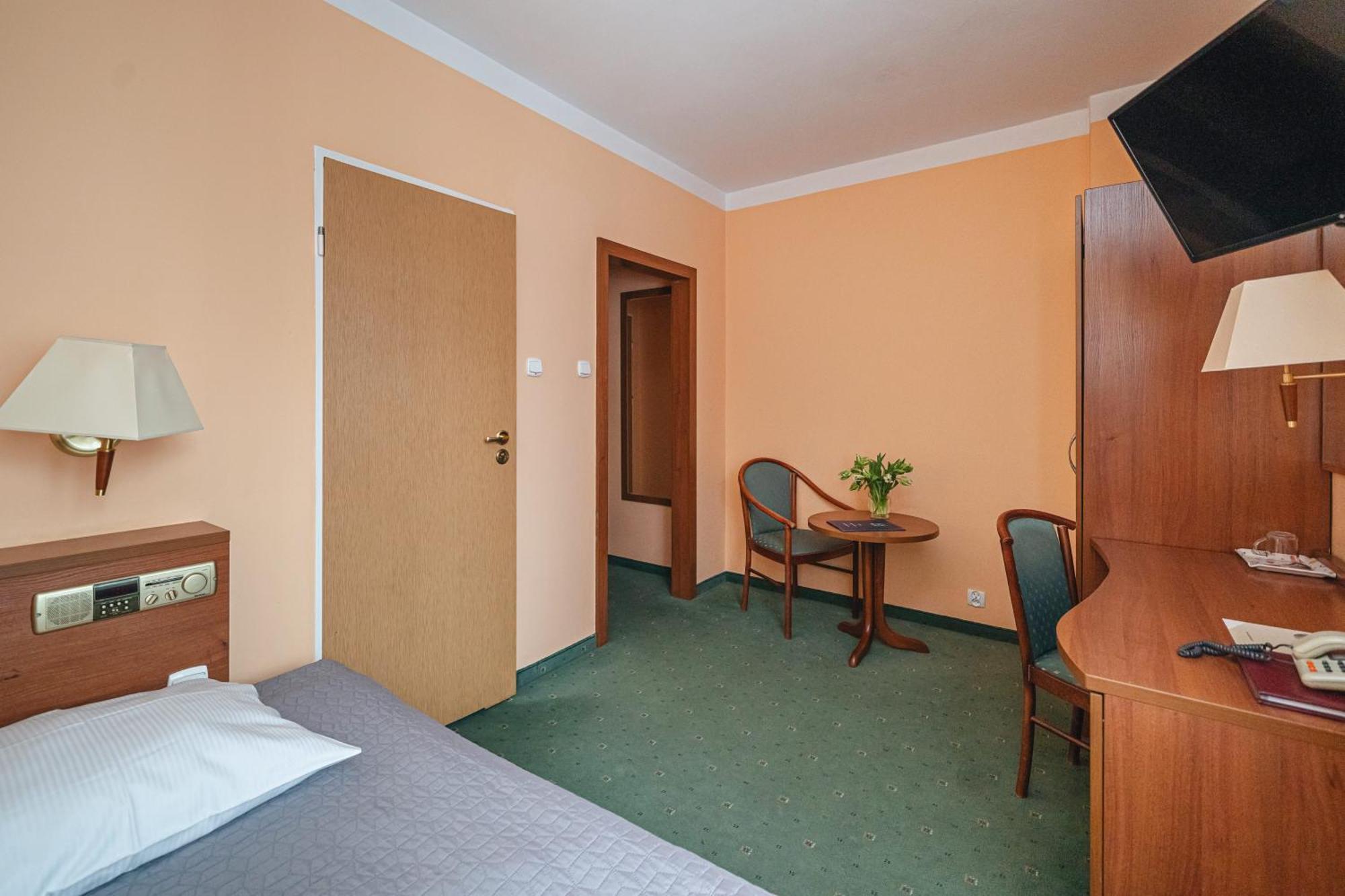 Zespol Dolina Bialego - Pensjonat Telimena Zakopane Exterior foto